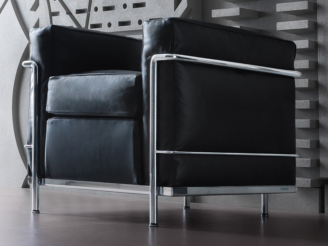 LC 2 Black Arm Chair | Freeship