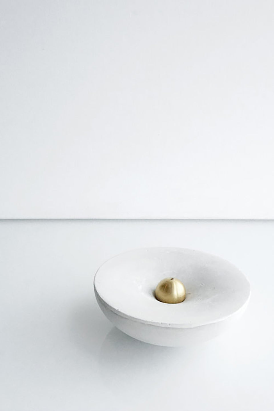 Vorta Candle and Incense Holder
