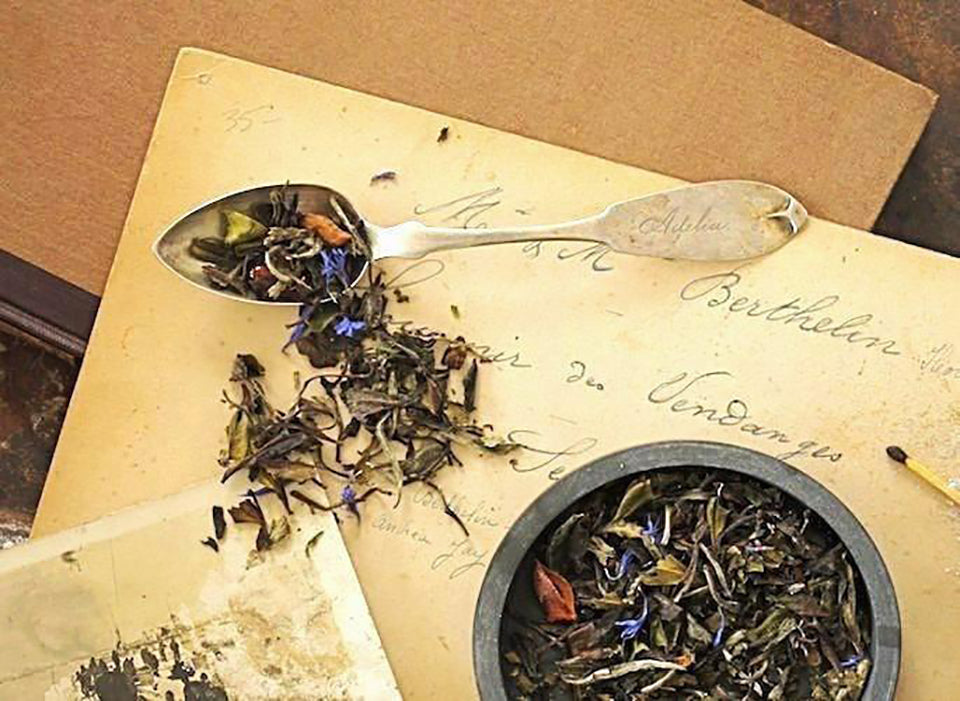 No. 9 The White Duke White Tea in Yellow Tin