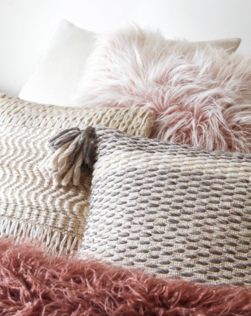 Sand Knitted Pillow