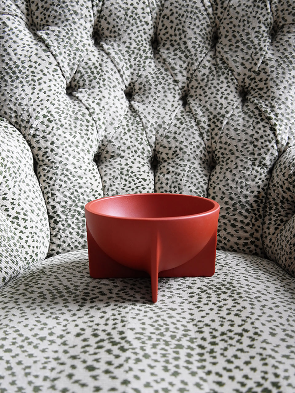 Small Standing Bowl (4 Colors)